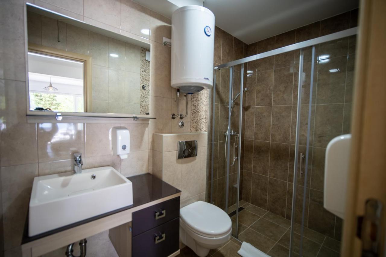 Apartments Edera 티바트 외부 사진