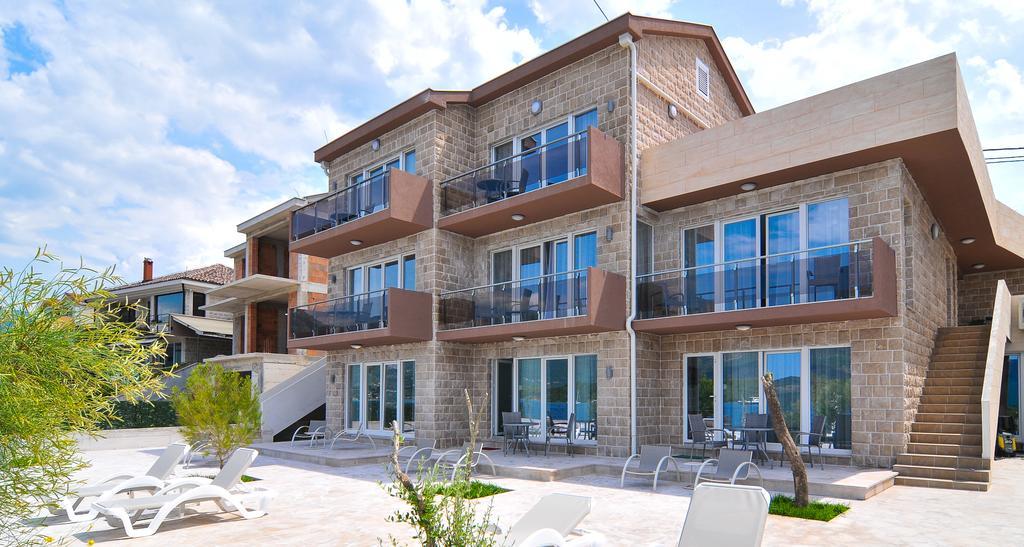 Apartments Edera 티바트 외부 사진