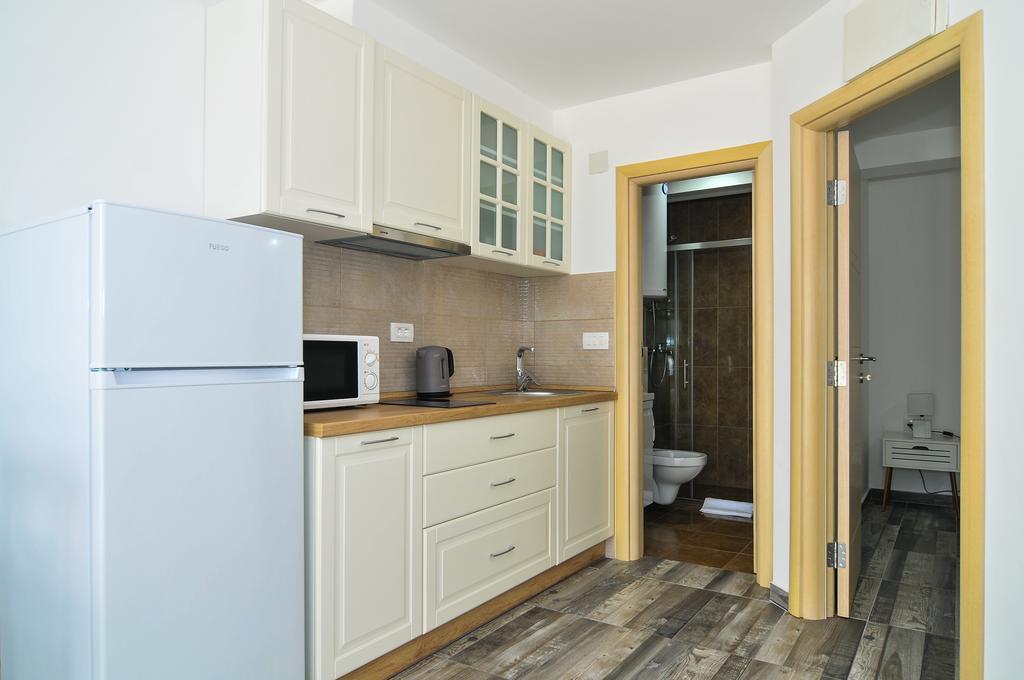 Apartments Edera 티바트 외부 사진